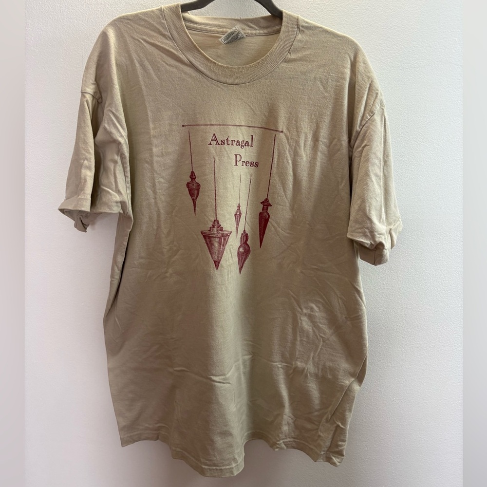 Astragal Press Plumb Bob Tan T-shirt XXL